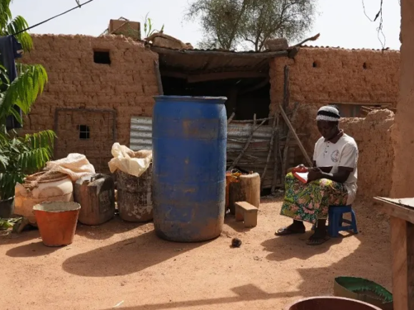 Una familia cristiana intenta sobrevivir al extremismo en Burkina Faso